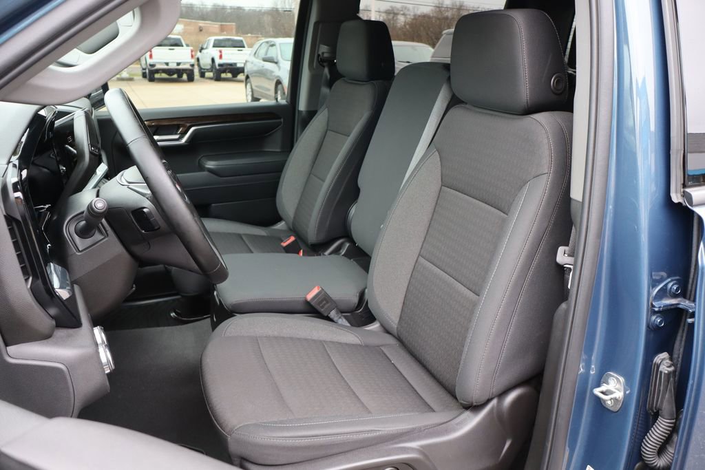 Used 2024 GMC Sierra 1500 Elevation image 24