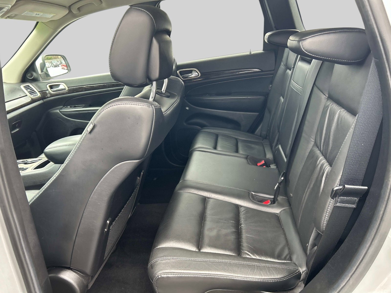 Used 2013 Jeep Grand Cherokee Laredo image 12