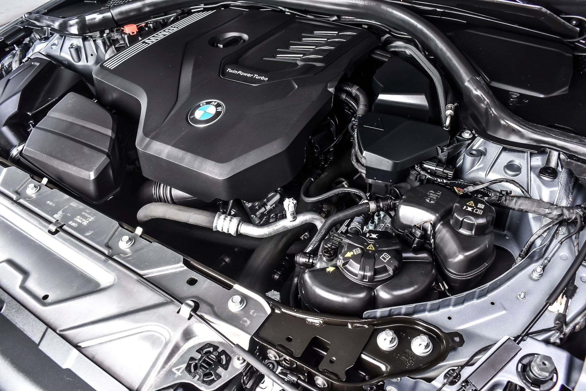 Used 2023 BMW 330i Sedan w/ Driving Assistance Package RWD image 12