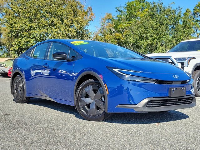 Used 2023 Toyota Prius LE