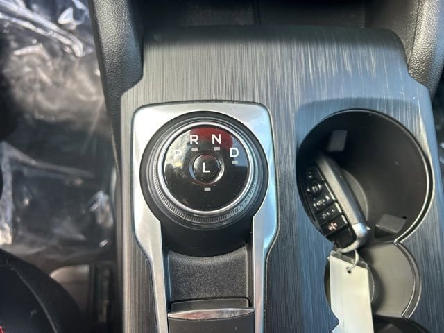 Used 2023 Ford Escape ST-Line w/ Tech Pack #1 AWD/4WD image 18