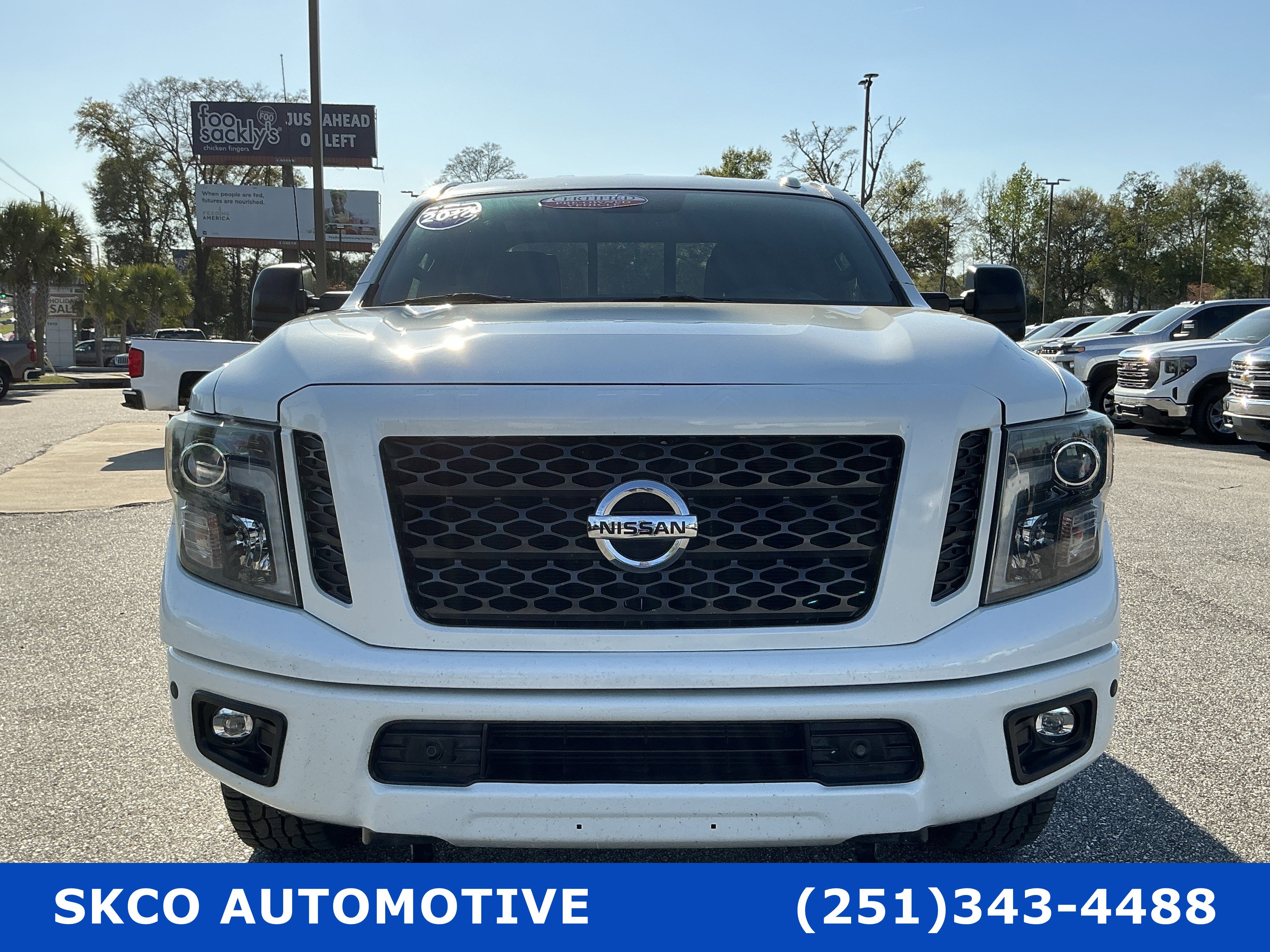 Used 2018 Nissan Titan SL w/ Midnight Edition image 8