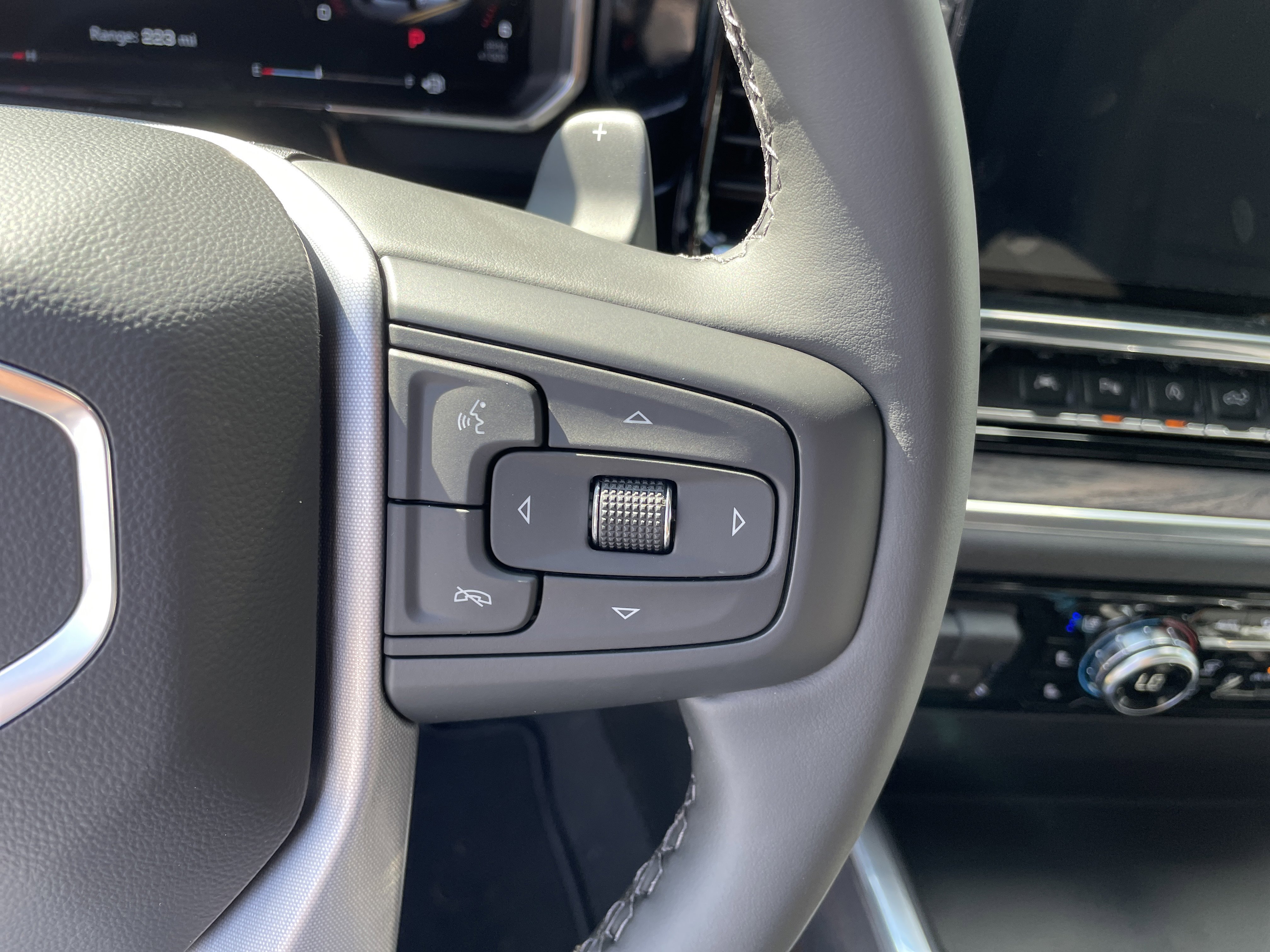 New 2026 GMC Sierra 1500 SLT w/ SLT Premium Package image 19