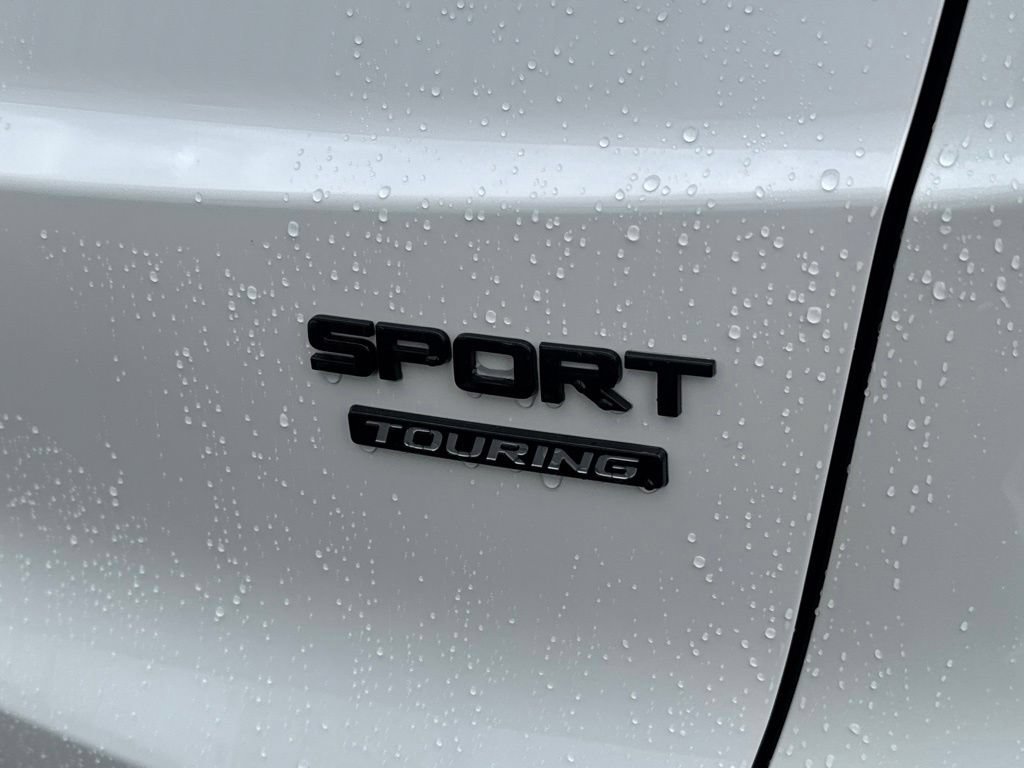 Used 2026 Honda CR-V Sport Touring image 10