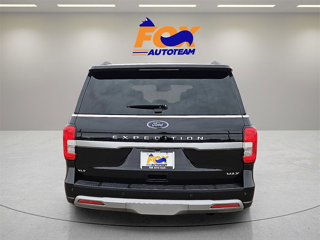 Used 2024 Ford Expedition Max XLT image 4