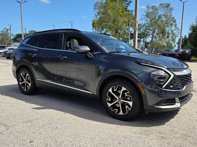 Used 2025 Kia Sportage EX w/ Premium Package FWD image 2