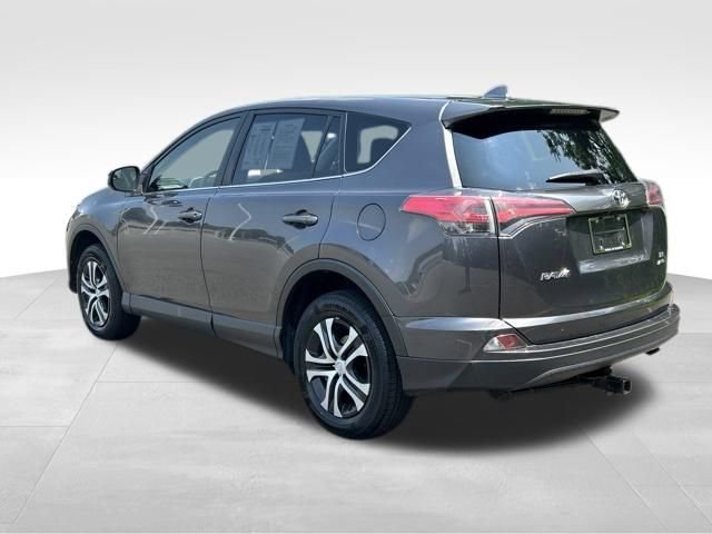 Used 2018 Toyota RAV4 LE w/ All Weather Liner Package AWD/4WD image 3
