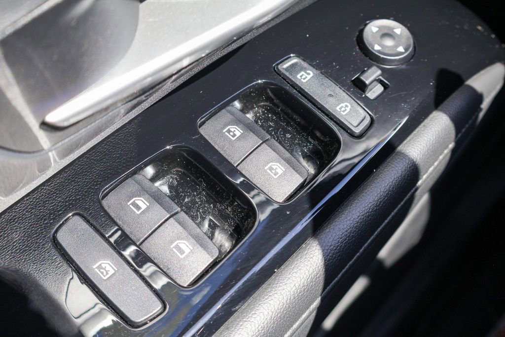 Used 2023 Hyundai Tucson Limited image 17