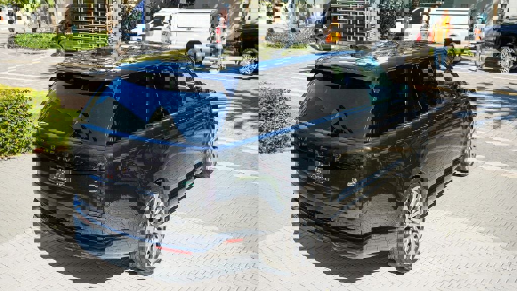 Used 2023 Land Rover Range Rover Long Wheelbase Autobiography image 25