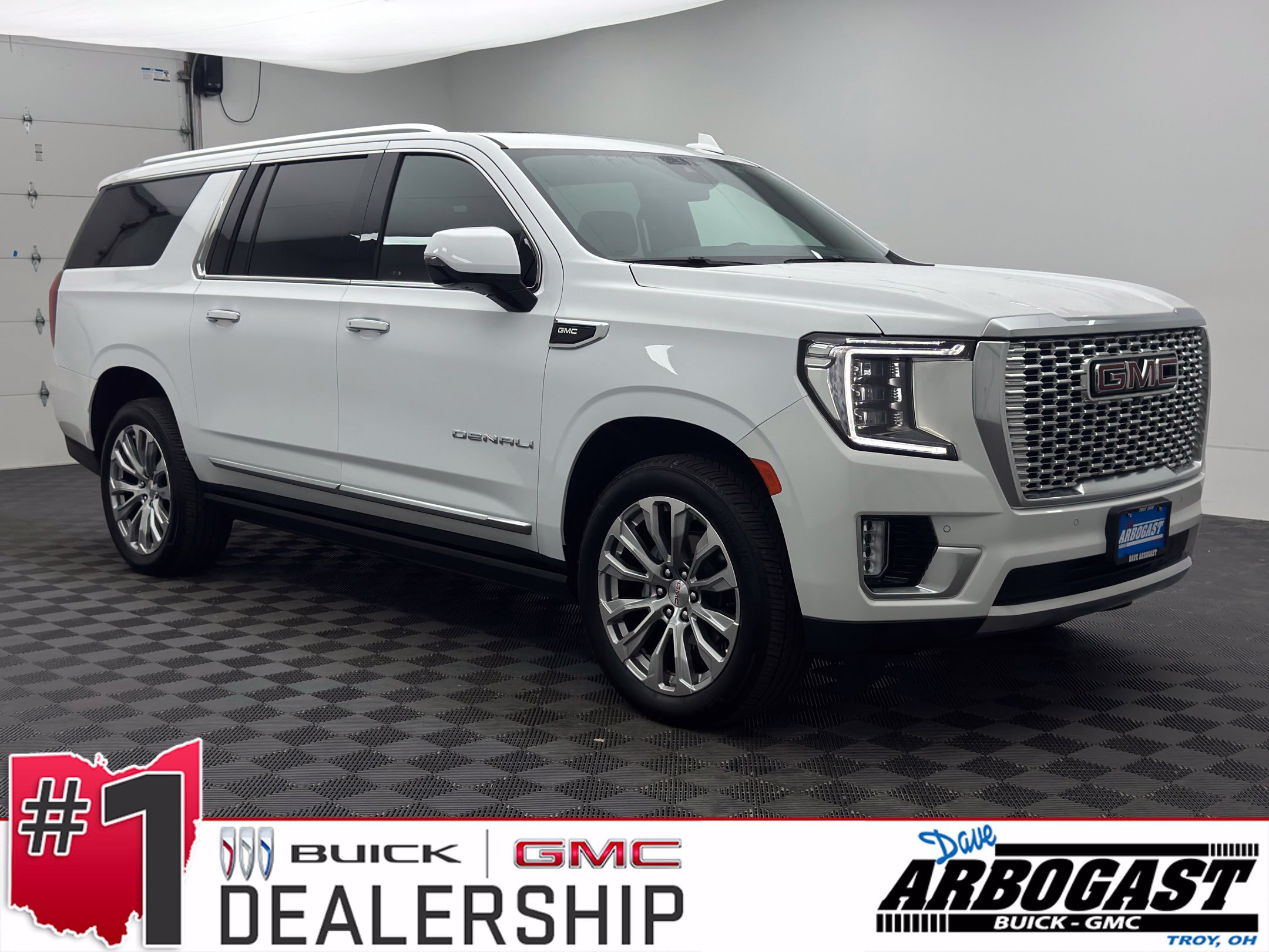 Used 2024 GMC Yukon XL Denali w/ Max Trailering Package AWD/4WD image 1