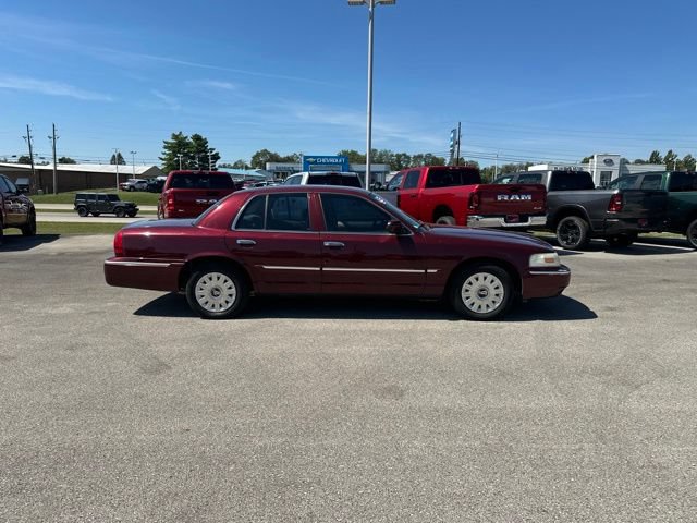 Used 2006 Mercury Grand Marquis GS RWD image 7