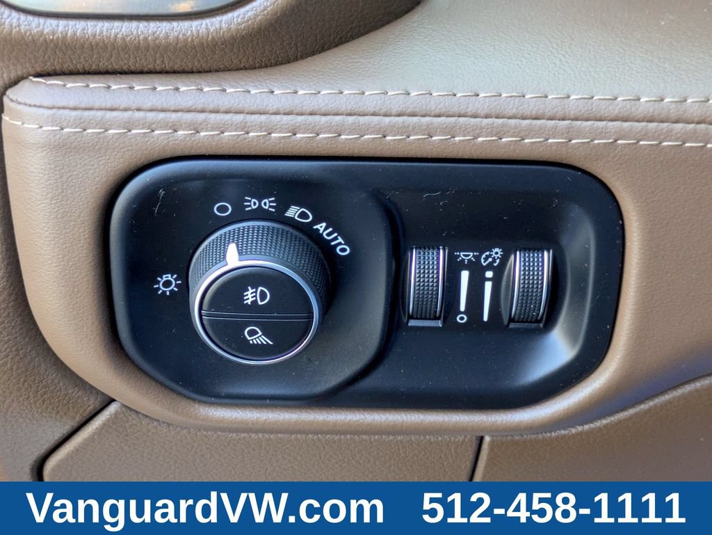 Used 2022 RAM 2500 Limited RWD image 18