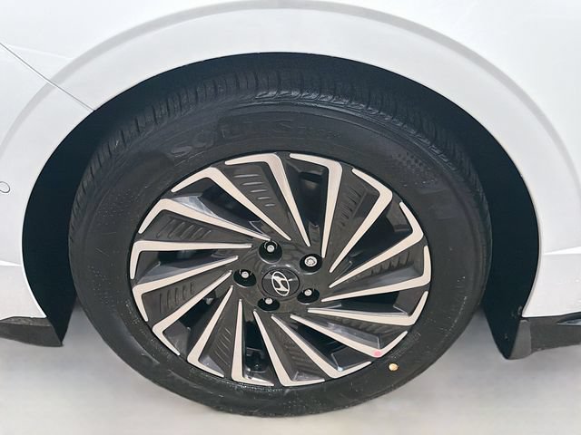 New 2026 Hyundai Sonata Limited FWD image 33