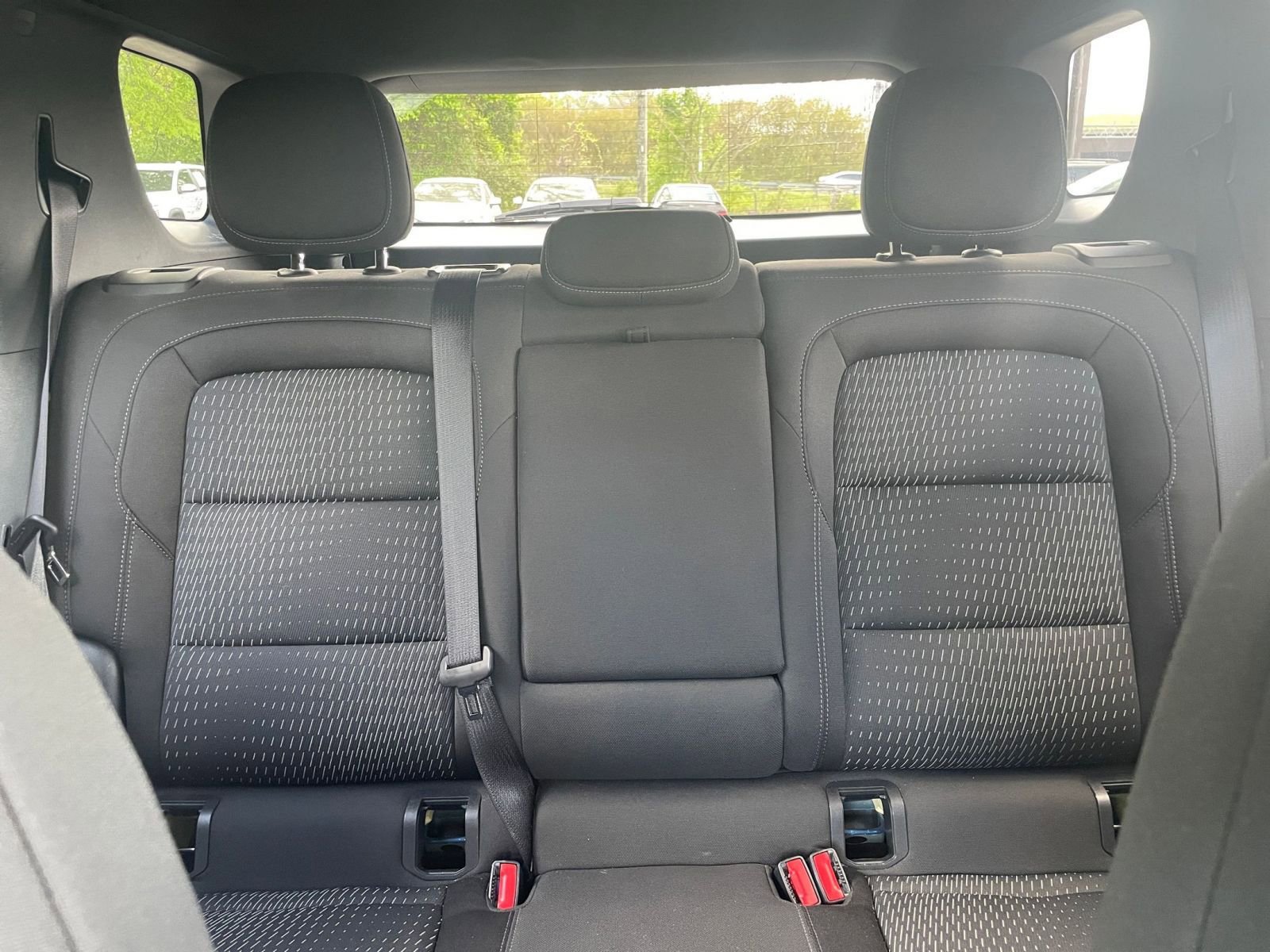 Used 2025 Chevrolet Equinox LT FWD image 39