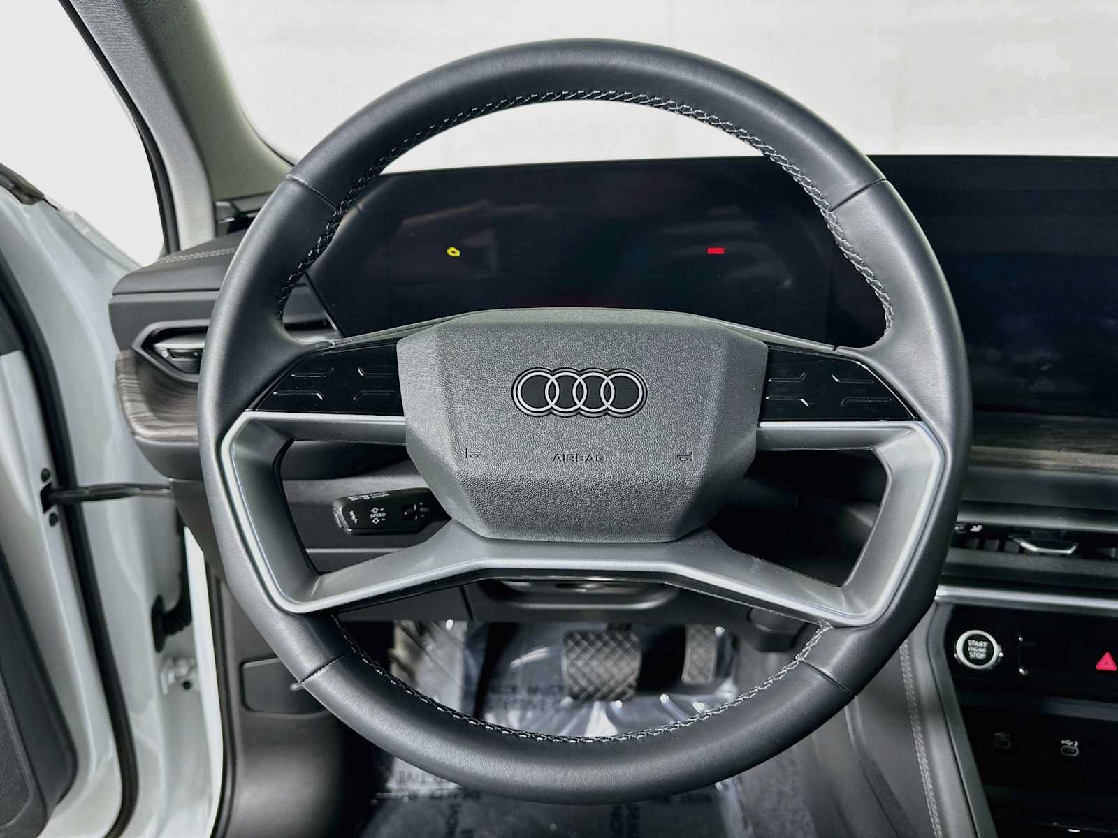 Certified 2025 Audi Q5 Premium w/ Convenience Package AWD/4WD image 10