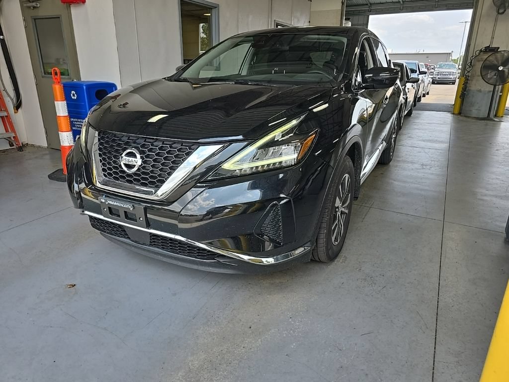 Used 2020 Nissan Murano S w/ Technology Package AWD/4WD image 2