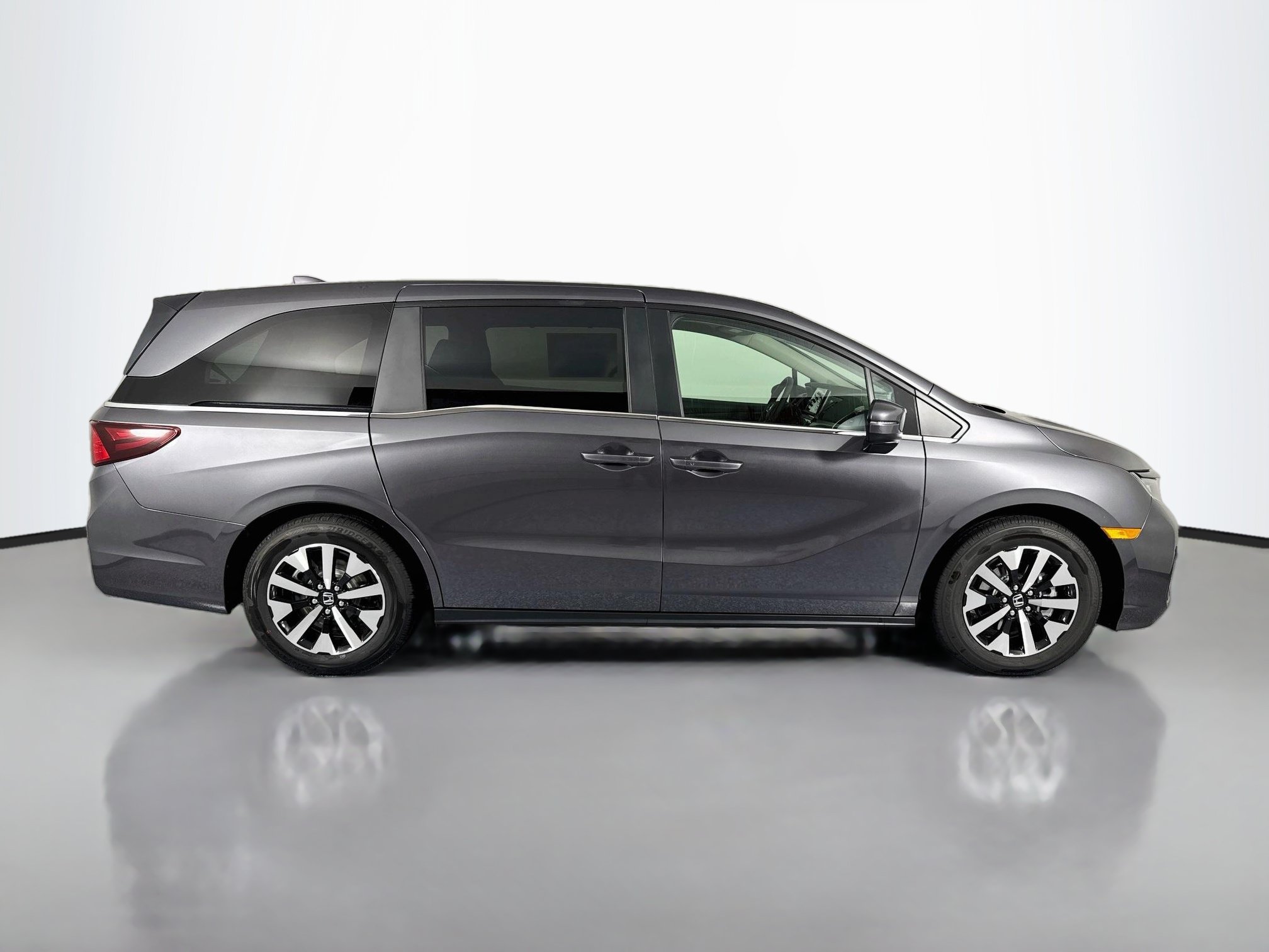 New 2027 Honda Odyssey EX-L image 4