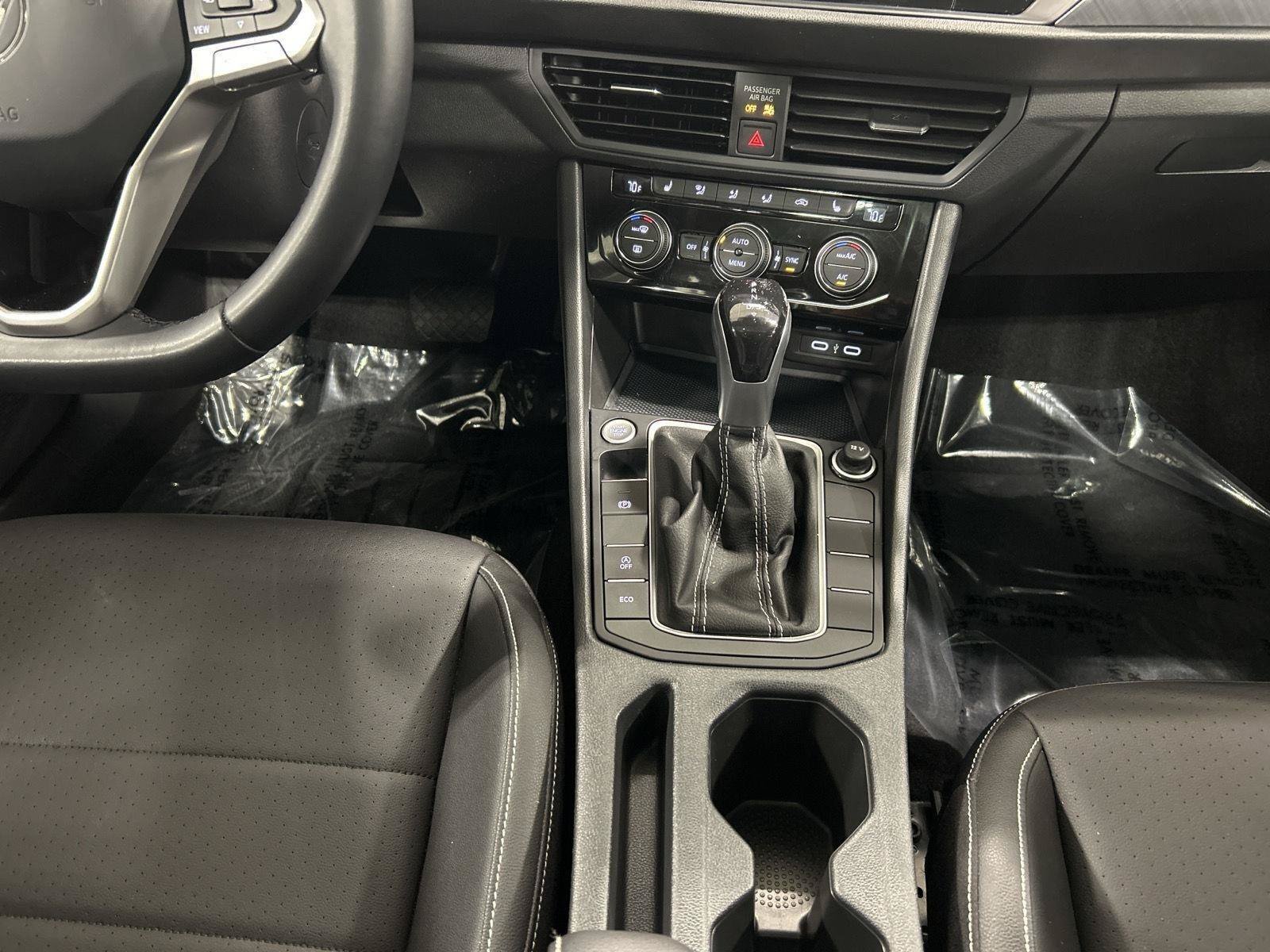 Used 2023 Volkswagen Jetta SE FWD image 20