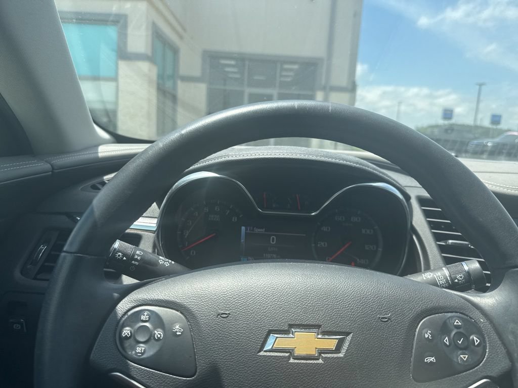 Used 2014 Chevrolet Impala LT FWD image 17