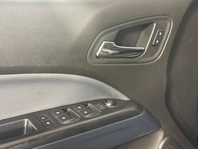 Used 2016 Chevrolet Colorado Z71 AWD/4WD image 13