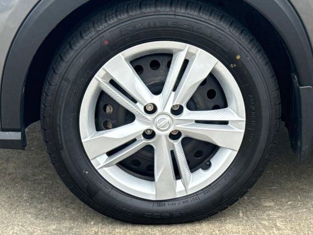 Used 2024 Nissan Kicks S FWD image 5