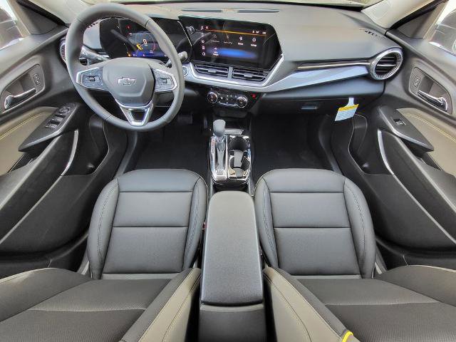New 2026 Chevrolet Trax ACTIV w/ Sunroof Package image 2