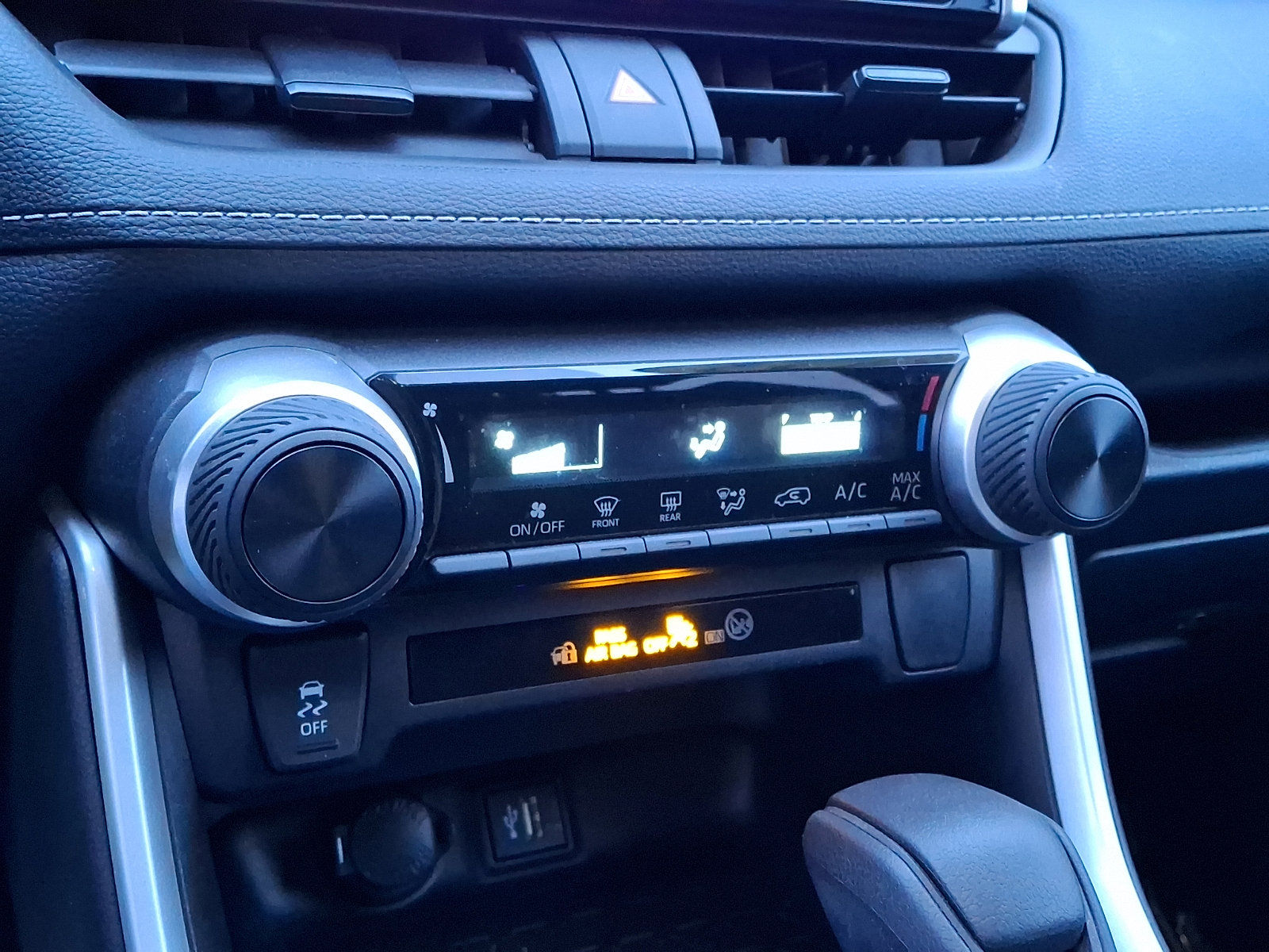 Used 2023 Toyota RAV4 LE image 18