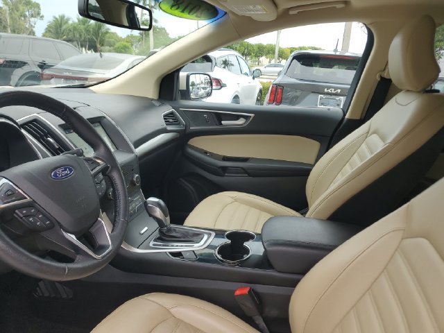 Used 2018 Ford Edge SEL w/ Equipment Group 201A AWD/4WD image 23