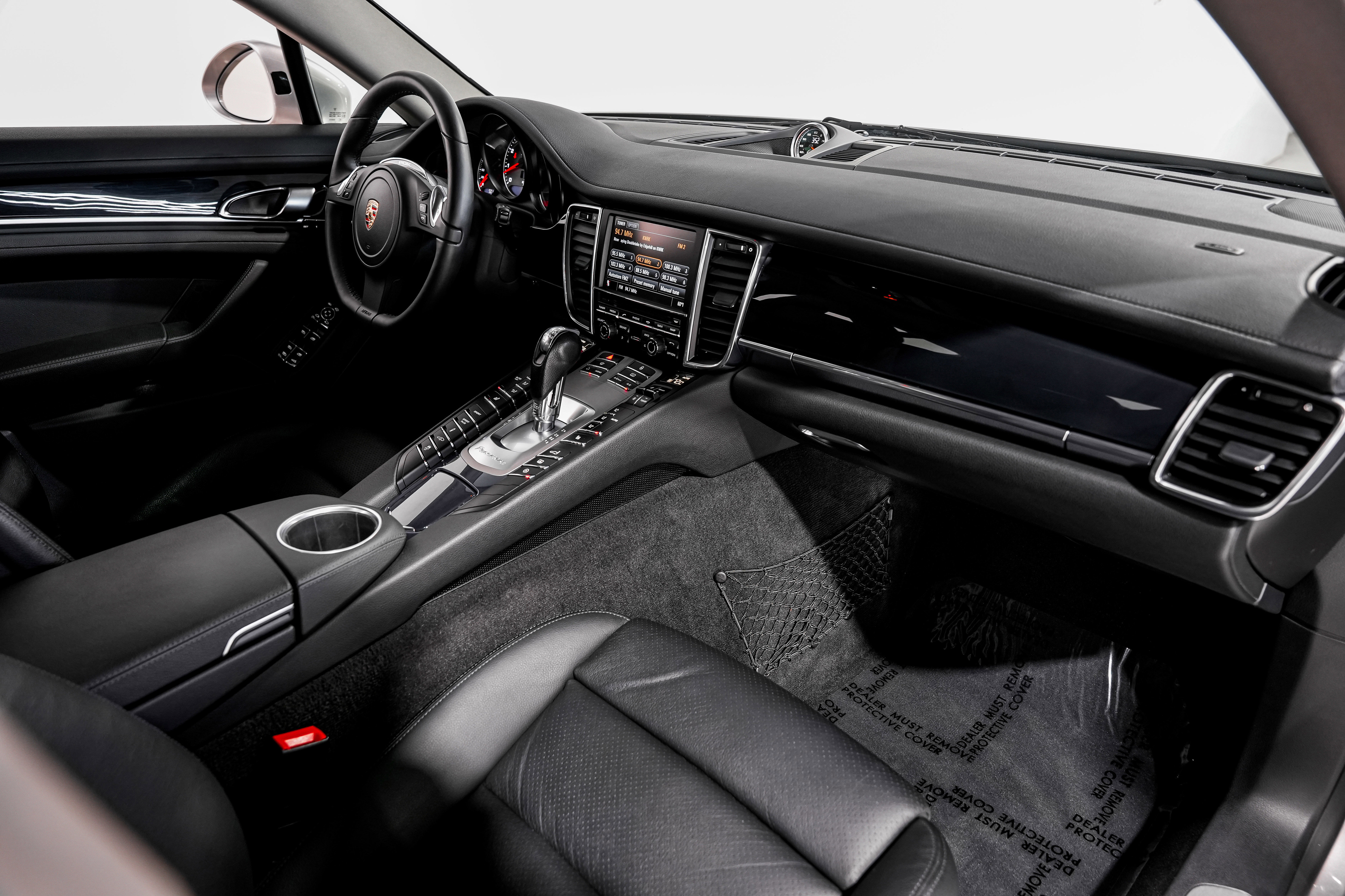 Used 2012 Porsche Panamera 4S image 24