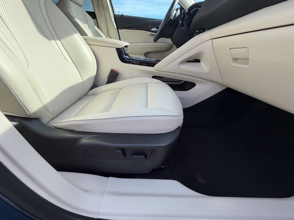 Used 2023 Buick Envision Essence AWD/4WD image 36