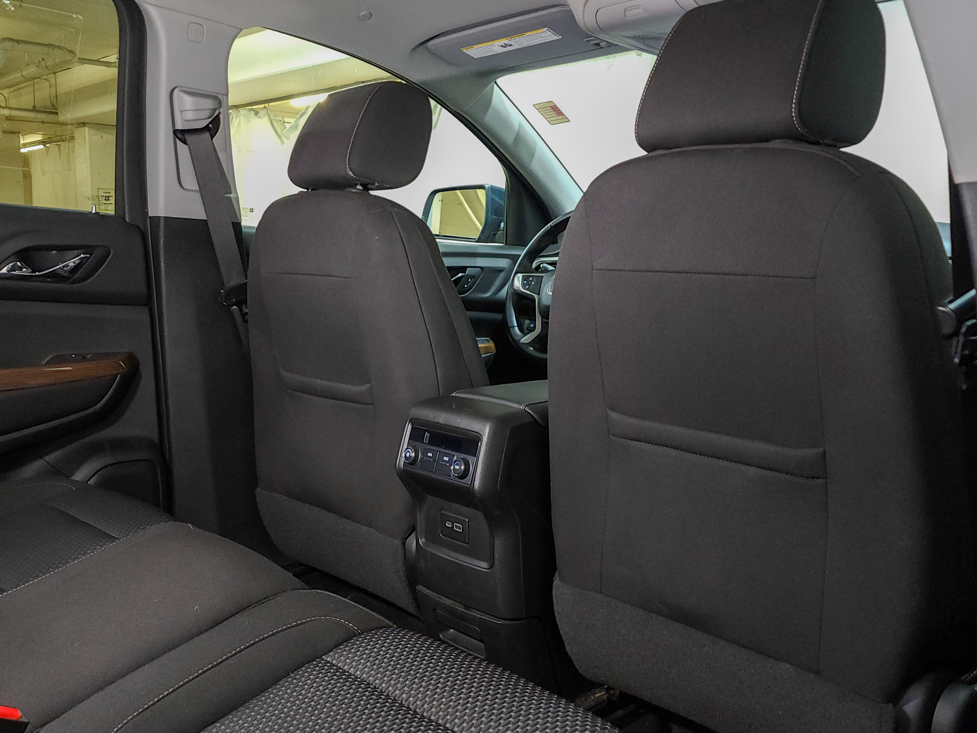 Used 2020 GMC Acadia SLE image 40