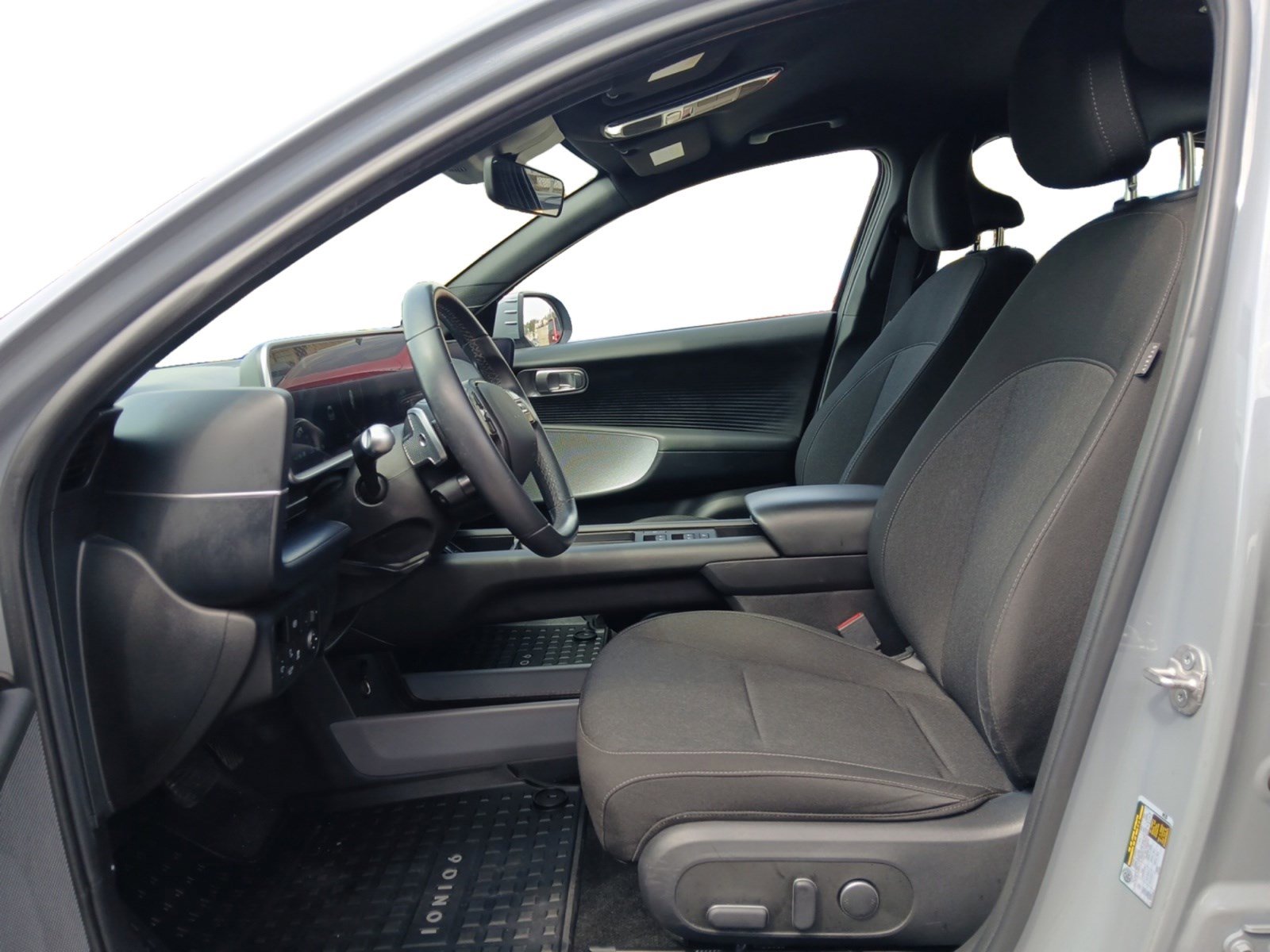 Used 2024 Hyundai Ioniq 6 SE image 9