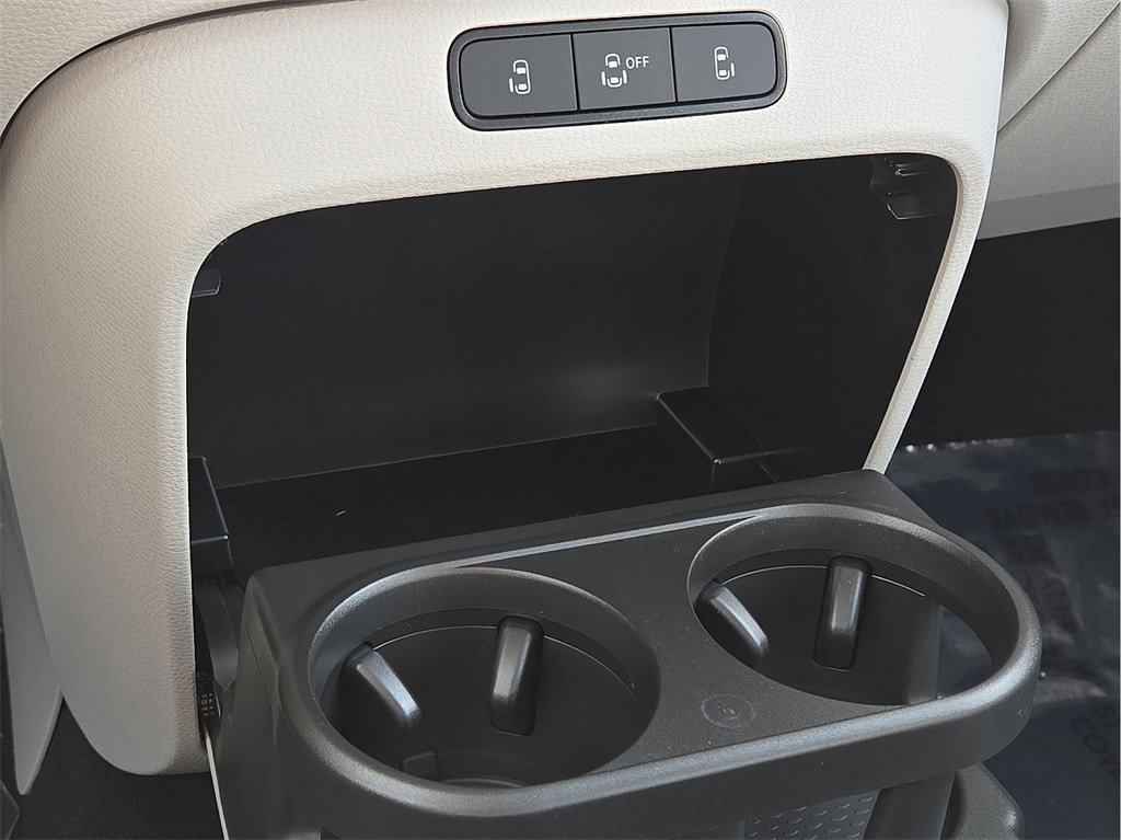 New 2025 Volkswagen ID. Buzz 1st Edition image 18