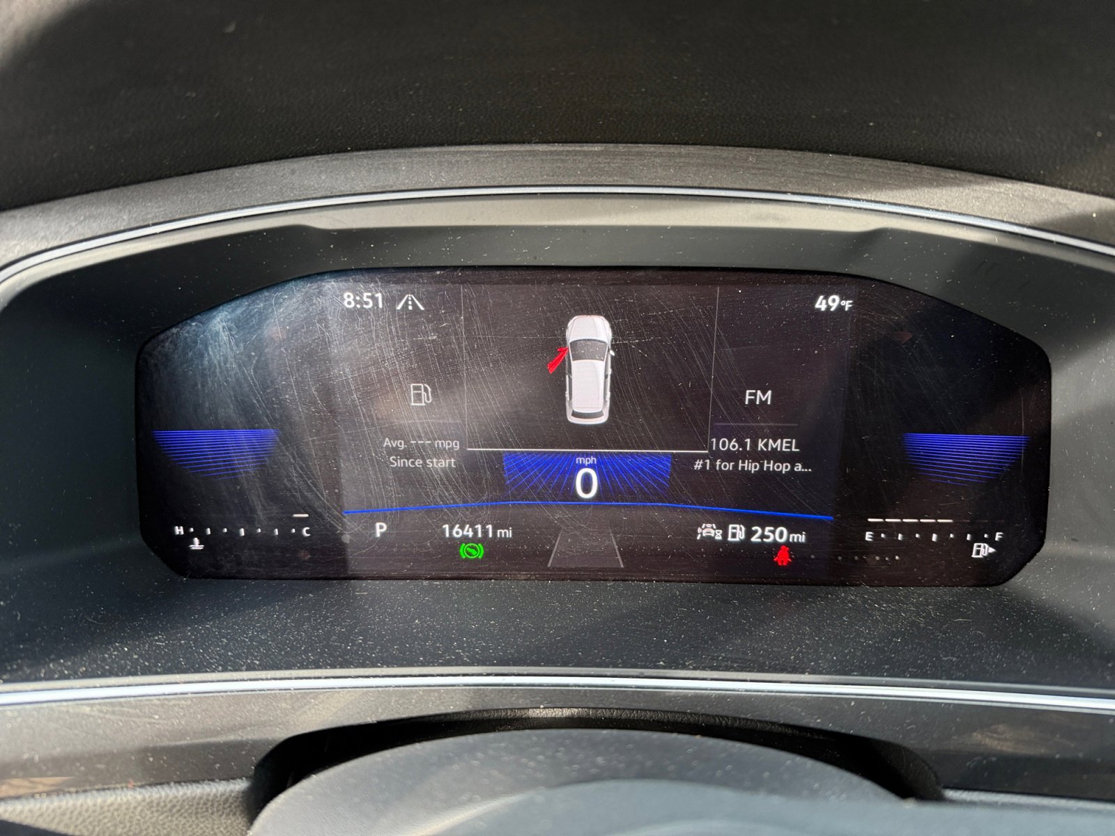 Certified 2022 Volkswagen Tiguan SE image 11