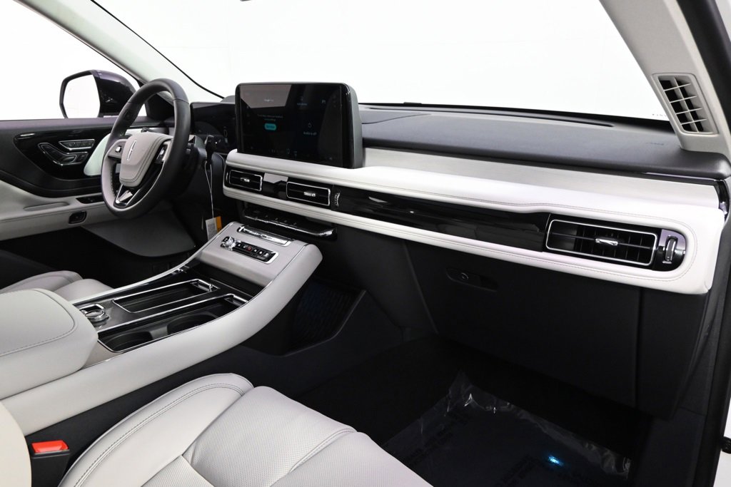 New 2026 Lincoln Aviator Reserve image 15