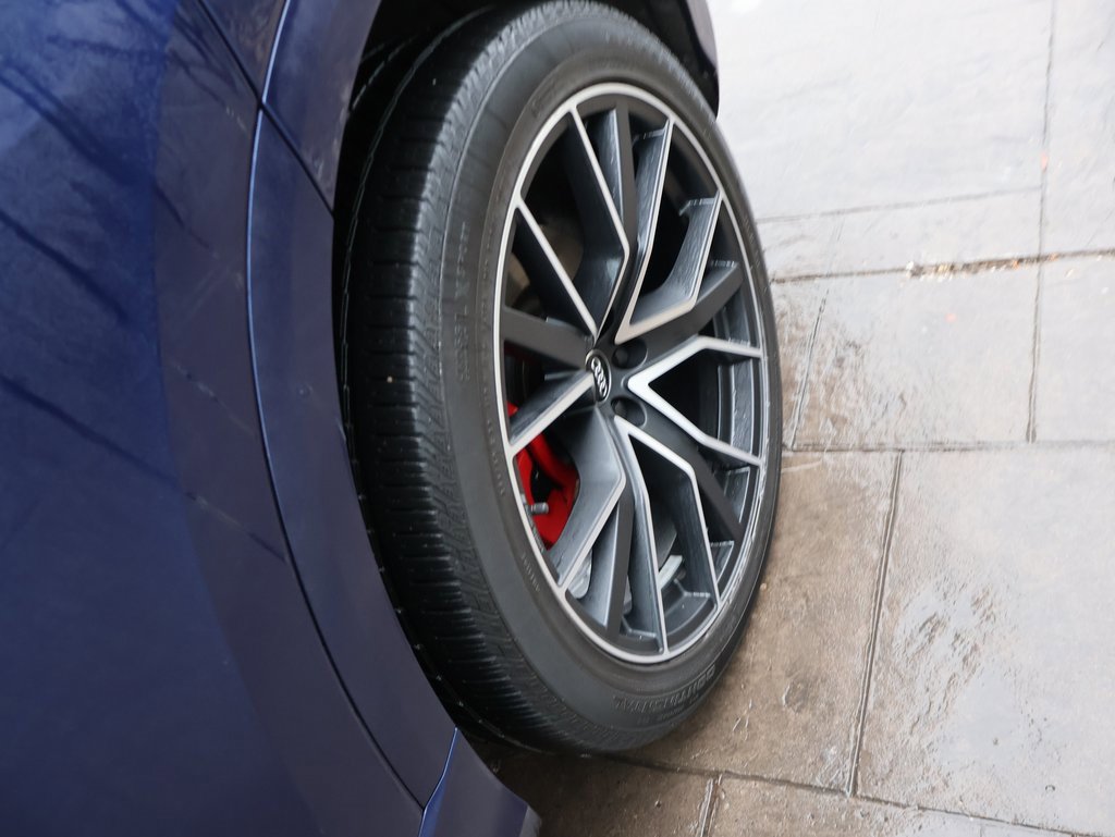 Used 2019 Audi Q8 Prestige image 21