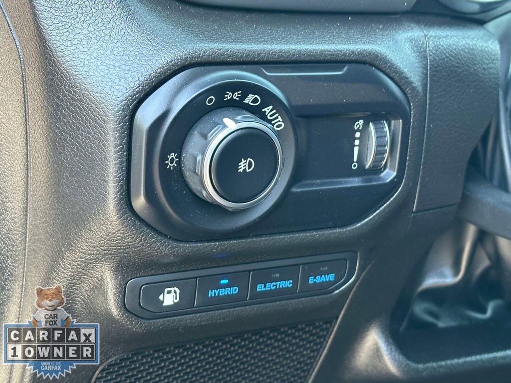 Used 2023 Jeep Wrangler Unlimited w/ Cold Weather Group AWD/4WD image 21