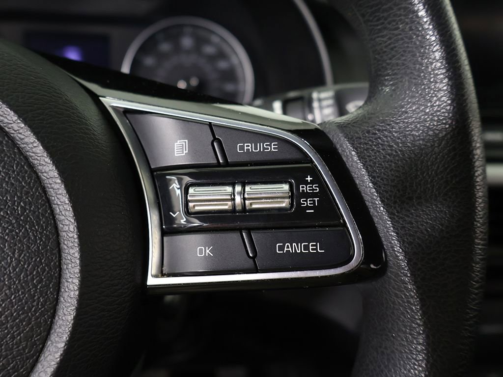 Used 2020 Kia Forte LXS FWD image 31