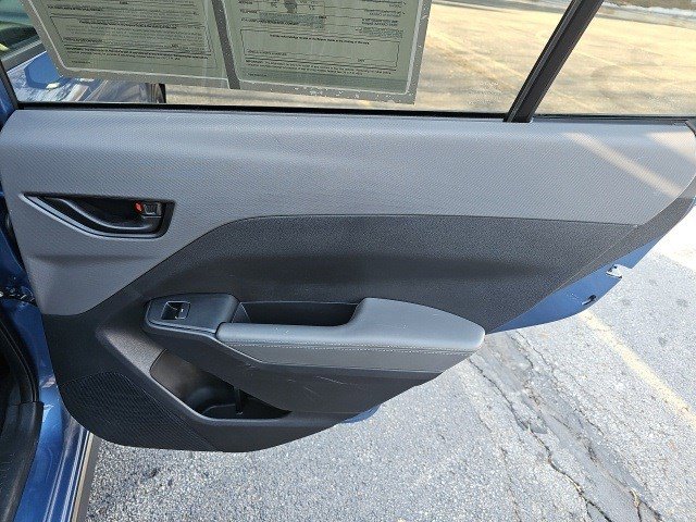 Used 2024 Subaru Crosstrek 2.0i Premium image 17