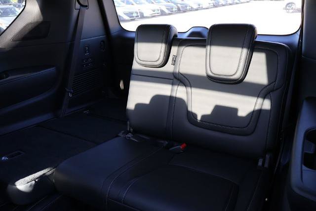 Certified 2025 Nissan Armada PRO-4X w/ Pro-4X Premium Package AWD/4WD image 14