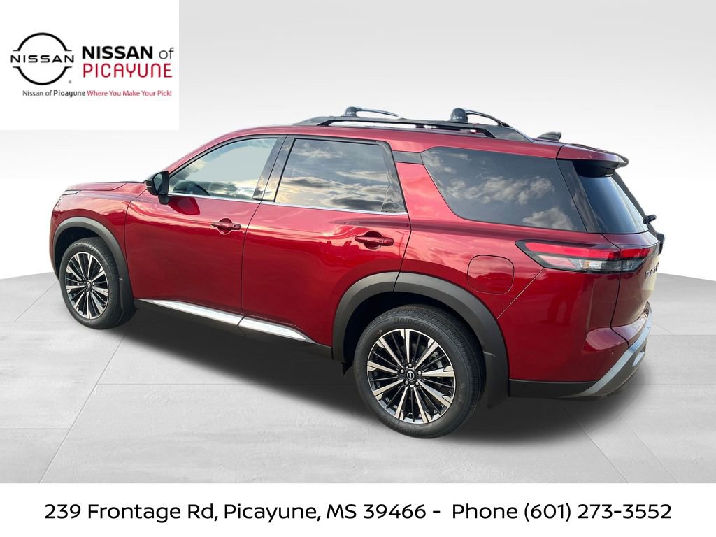 New 2026 Nissan Pathfinder Platinum image 3