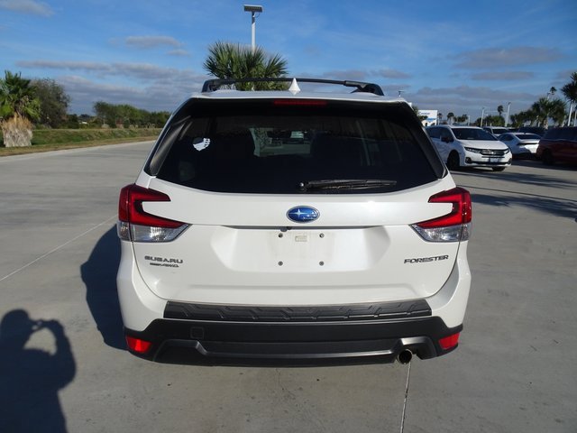 Used 2023 Subaru Forester Limited image 5