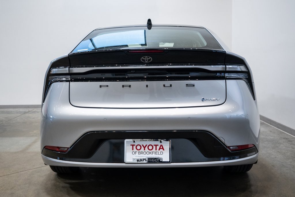 New 2026 Toyota Prius Plug-In Hybrid image 7