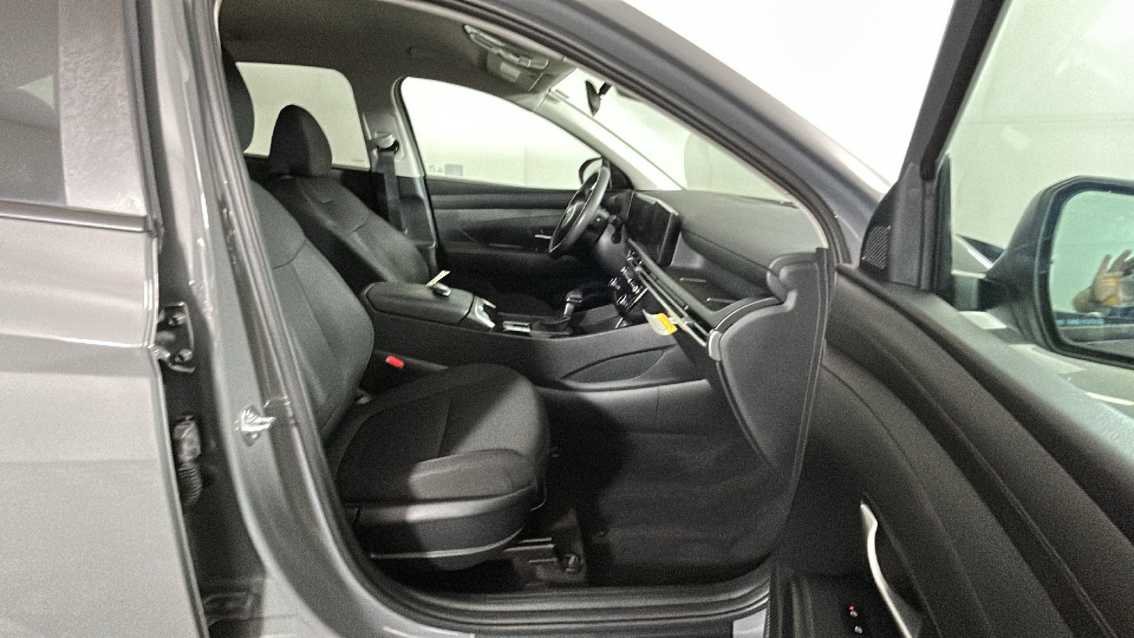 Used 2025 Hyundai Tucson SEL AWD/4WD image 37