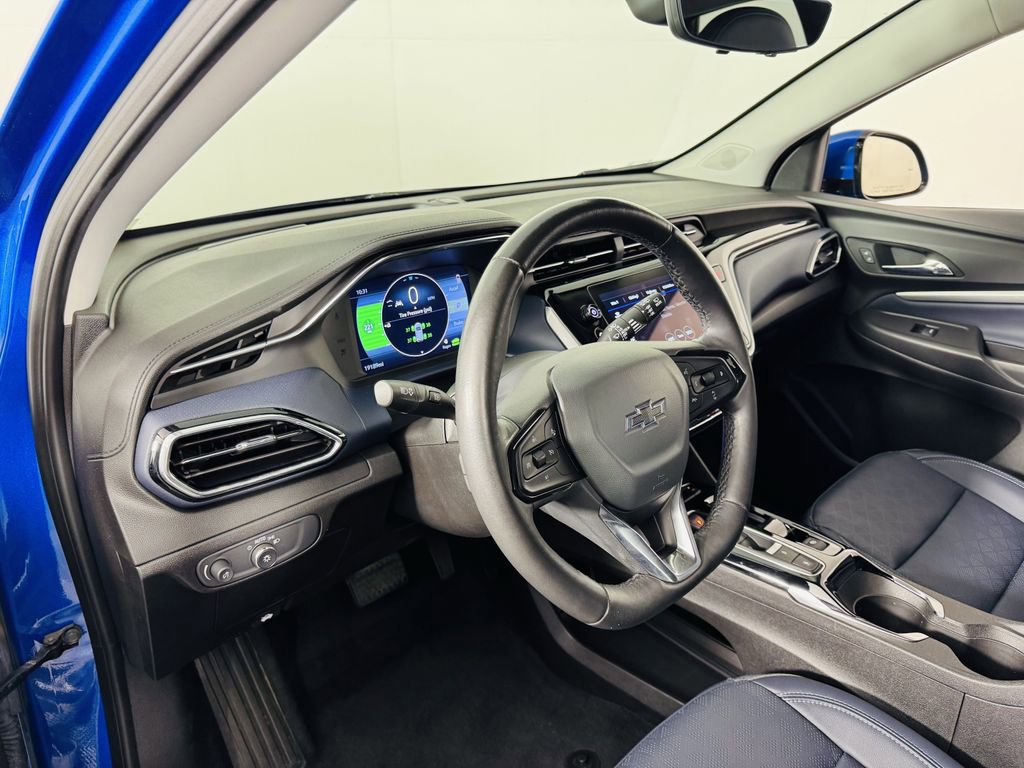 Used 2023 Chevrolet Bolt EUV Premier FWD image 9