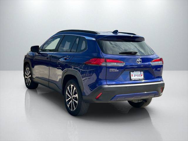Certified 2022 Toyota Corolla Cross XLE w/ Convenience Package FWD image 7