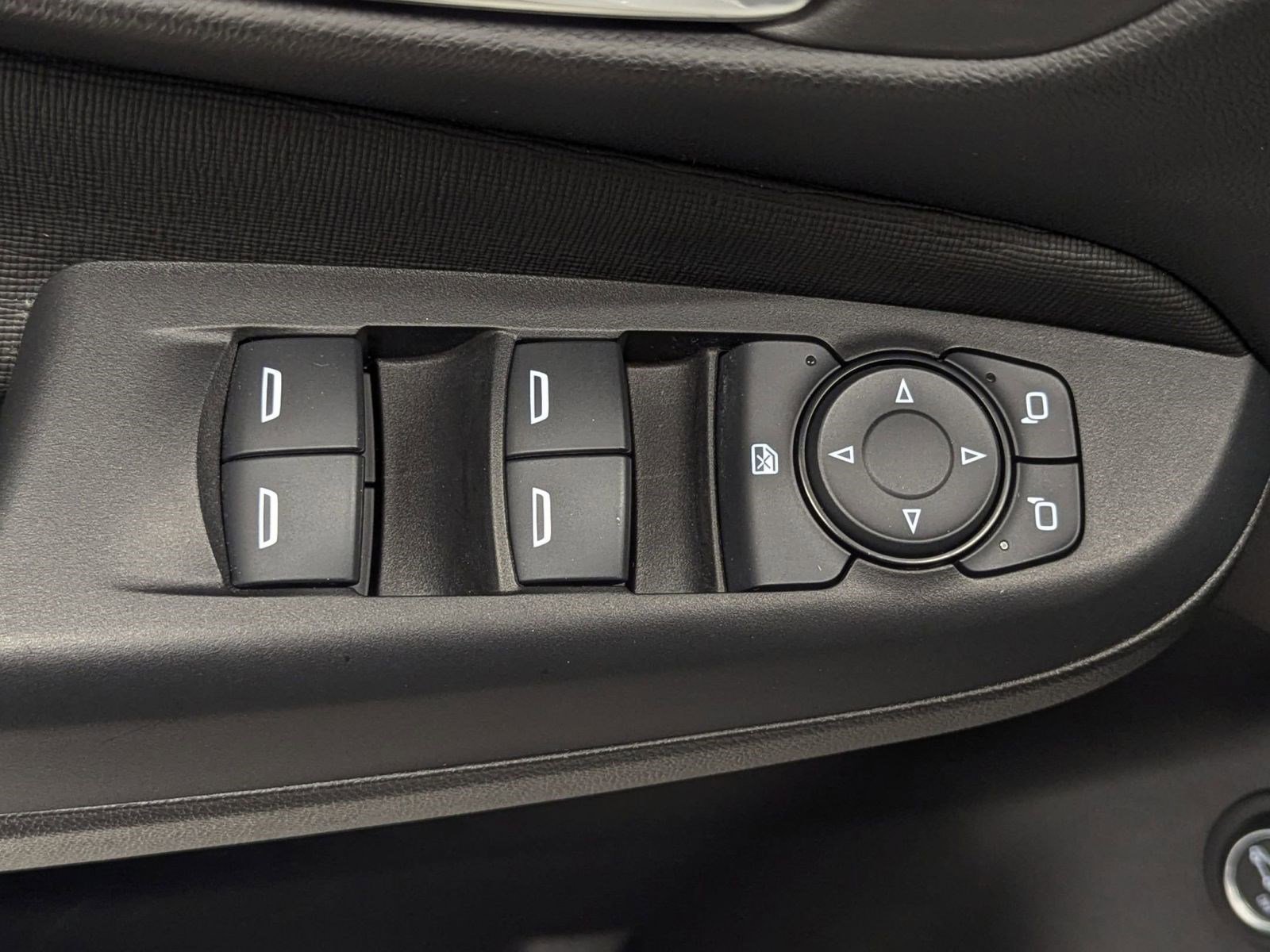 Used 2024 Buick Envista Avenir image 18