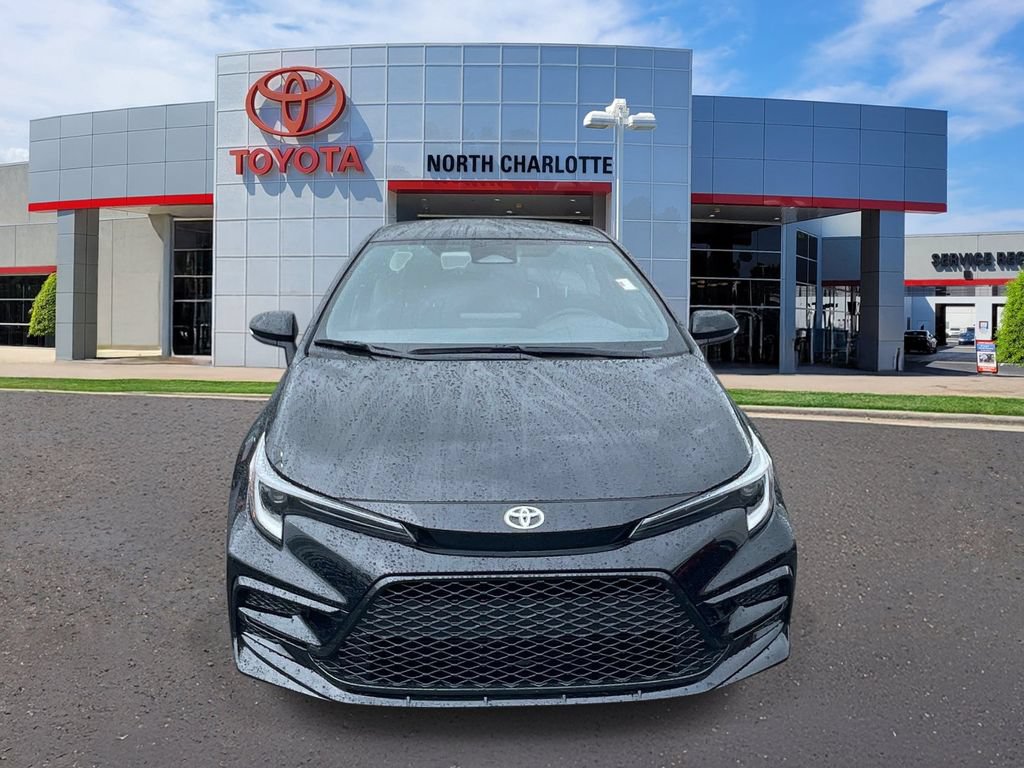 Used 2026 Toyota Corolla SE FWD image 3
