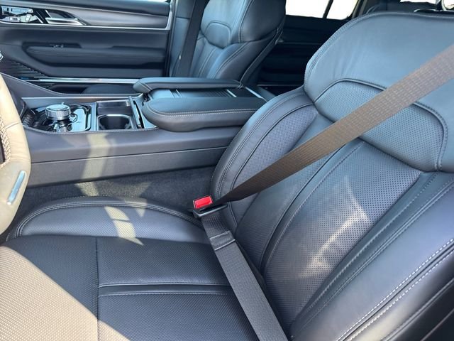 New 2026 Jeep Grand Wagoneer Summit w/ Premium Group III AWD/4WD image 12