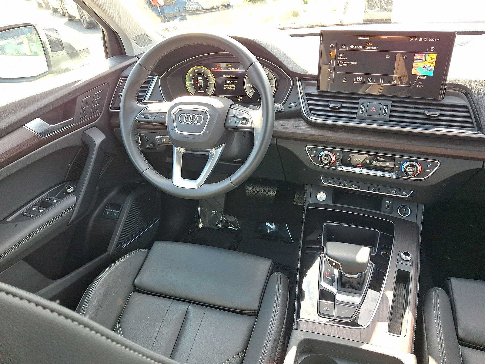 Used 2024 Audi Q5 e Premium Plus w/ Premium Plus Package AWD/4WD image 15